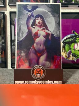 Vampirella #675 - By Sun Khamunaki - Metal - LTD 50
