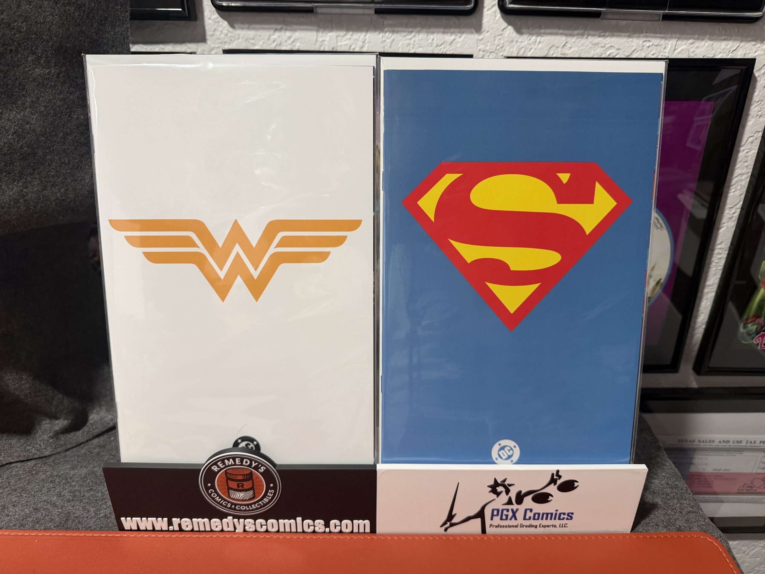 DC Heroes Symbol Set of 20 Comics Bundle - Image 9