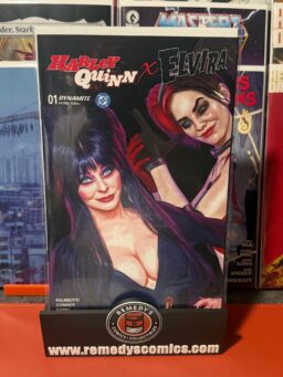 HARLEY QUINN X ELVIRA #1 BLIND BAG MARK SPEARS RED VARIANT CVR Z